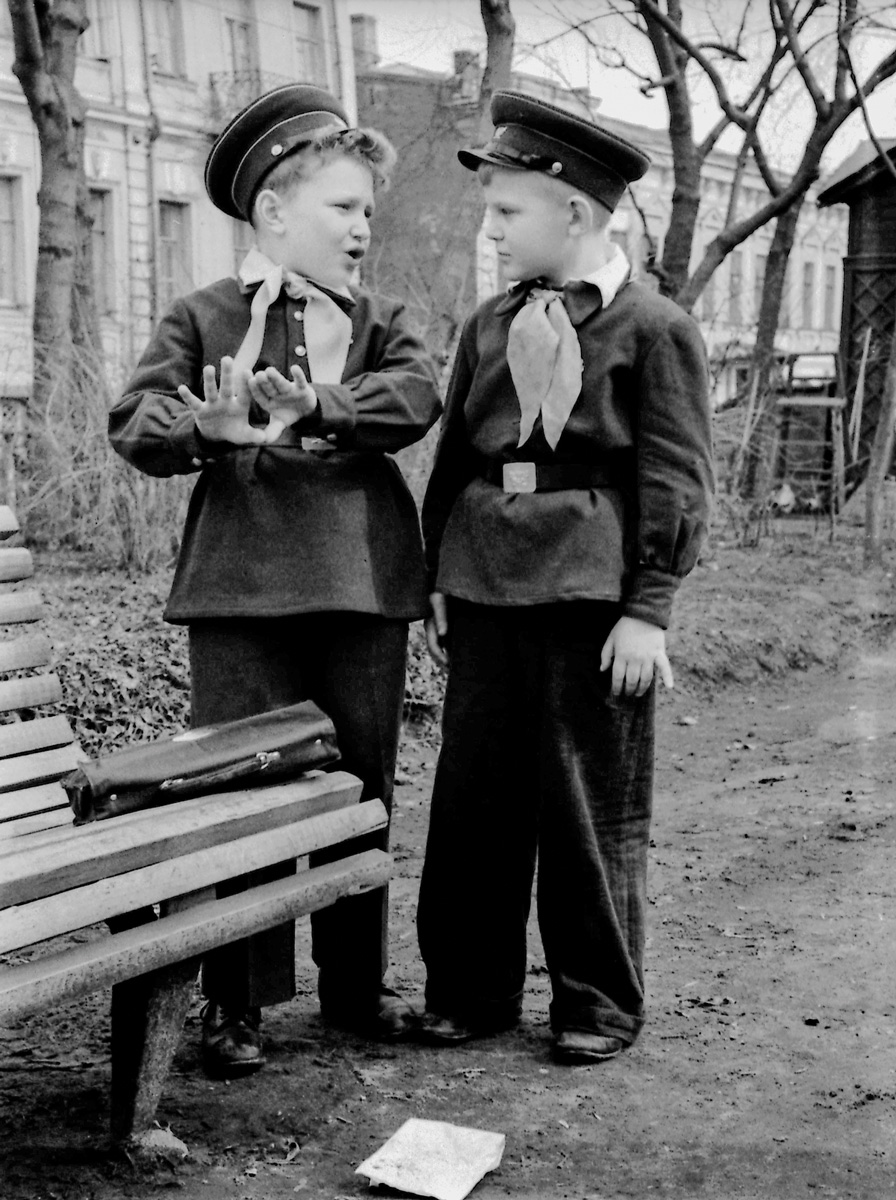 Школьная форма для мальчиков СССР 50-Е годы