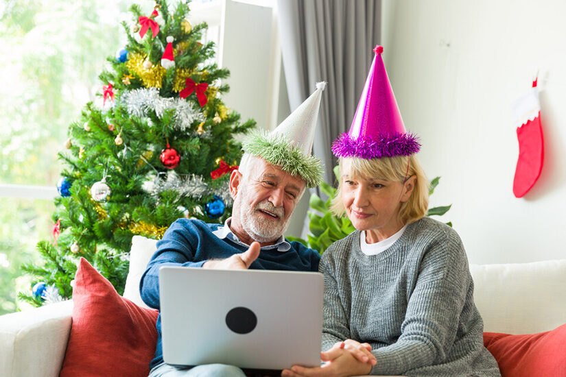Москвичей старшего поколения приглашают на Новогоднюю онлайн-вечеринку проекта «Московское долголетие»